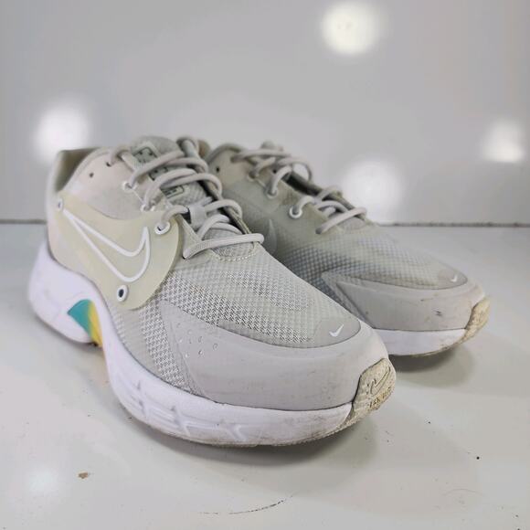 Women's Nike Alphina 5000 Sneakers Sz 8 011455 Gray Synthetic Running Gym Shoes - Picture 3 of 12